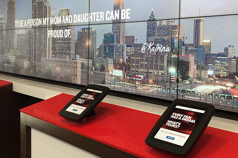 moto store image